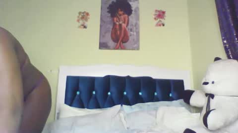 Snapshot of sexy_talia1 chatting on 10-01-25, 09:10 Eunice online show from 10-01-25, 09:10