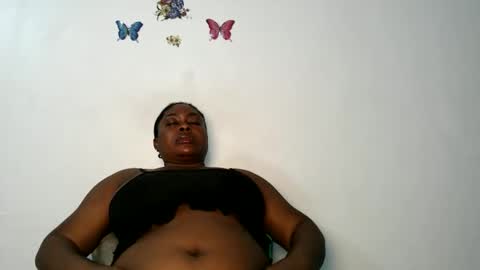 Snapshot of sexy_wetpussyy chatting on 11-27-25, 10:34 Luna online show from 11-27-25, 10:34