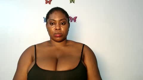 Snapshot of sexy_wetpussyy chatting on 12-01-25, 11:54 Luna online show from 12-01-25, 11:54