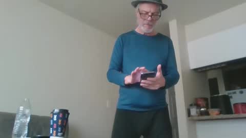 Snapshot of sexy_white_daddy chatting on 02-26-25, 11:26 Daddy online show from 02-26-25, 11:26