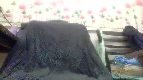 Snapshot of sexy_white_daddy chatting on 10-26-25, 03:07 Daddy online show from 10-26-25, 03:07