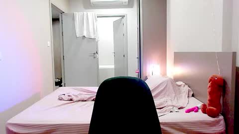 Snapshot of sexy_wise_kind chatting on 03-10-25, 10:34 Mandy Green online show from 03-10-25, 10:34