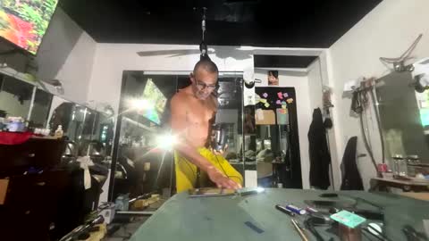 Snapshot of sexybeaner1134 chatting on 05-18-26, 12:44 sexybeaner1134 online show from 05-18-26, 12:44