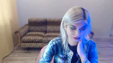 sexybeatriice online show from 01-17-25, 07:19