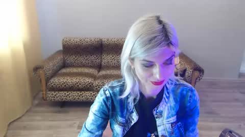 sexybeatriice online show from 01-23-25, 07:32
