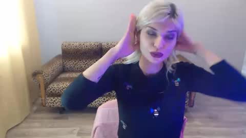 sexybeatriice online show from 01-26-25, 07:21
