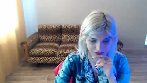 sexybeatriice online show from 02-20-25, 10:37