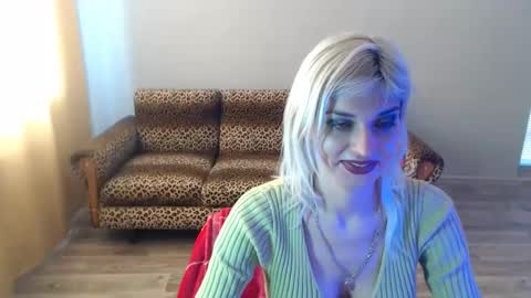 sexybeatriice online show from 02-25-25, 10:26