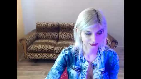 sexybeatriice online show from 03-04-25, 07:19