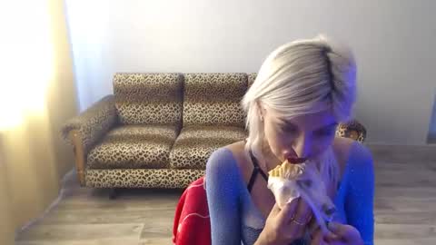 sexybeatriice online show from 09-19-25, 06:26