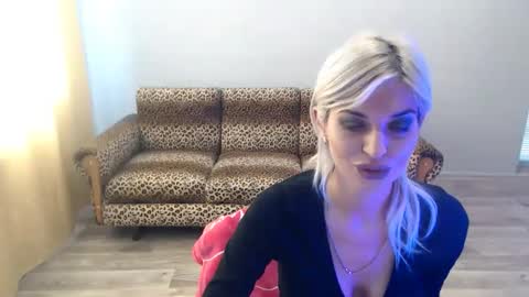 sexybeatriice online show from 09-30-25, 06:29