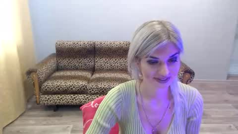 sexybeatriice online show from 10-21-25, 06:25