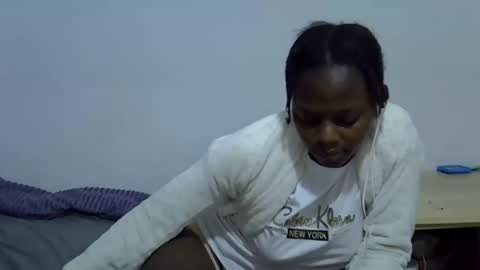 sexybeiby1 online show from 04-15-26, 02:07