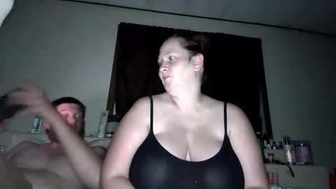 Etowngirl14 online show from 11-29-25, 04:04