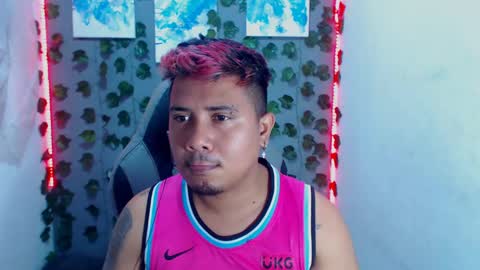 Jonas Cum BARBER IN TRAINING online show from 01-11-25, 05:52