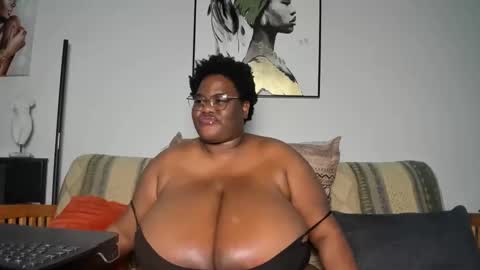 sexyblackhugetits online show from 01-27-25, 07:46