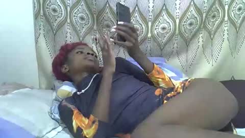 Snapshot of sexyboobies22 chatting on 09-28-25, 04:56 sexyboobies22 online show from 09-28-25, 04:56