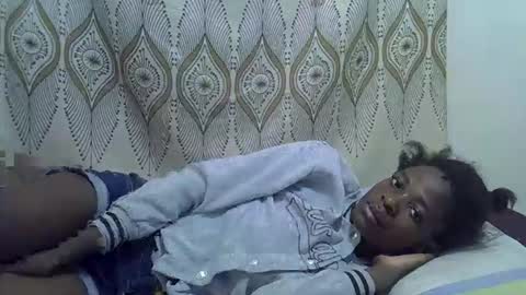 Snapshot of sexyboobies22 chatting on 10-21-25, 06:14 sexyboobies22 online show from 10-21-25, 06:14