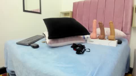 sexybrown_2005 online show from 01-23-25, 11:58