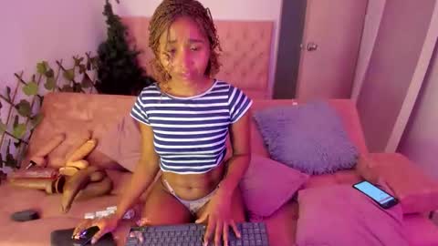 sofia online show from 11-28-25, 12:52