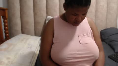 sexybustyxx online show from 10-07-25, 06:38