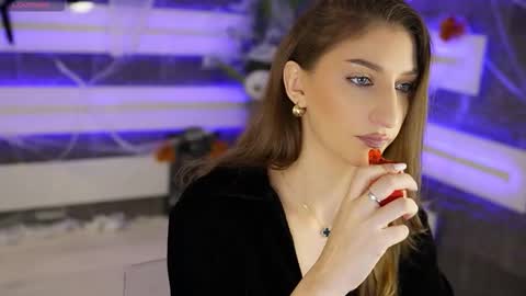 Celline online show from 10-30-25, 05:42