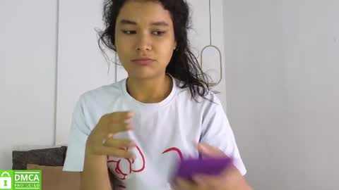 chanell and yina online show from 07-23-26, 01:53