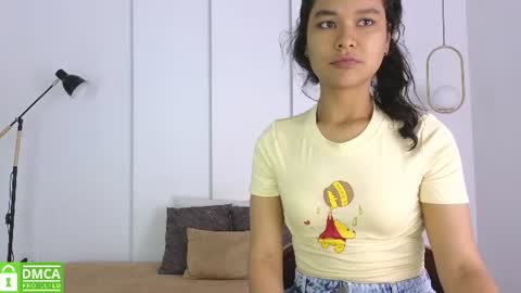 chanell and yina online show from 07-26-26, 01:40