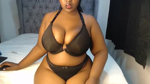 Snapshot of sexychocco_ chatting on 09-11-25, 06:13 sexychocco online show from 09-11-25, 06:13