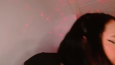 Snapshot of sexychubbyy chatting on 03-31-26, 06:52 Eva online show from 03-31-26, 06:52