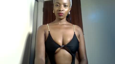 sexyclara90 online show from 04-16-26, 07:42