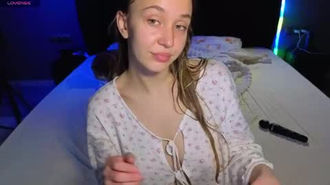 Sophia online show from 04-26-26, 01:31