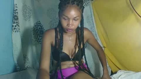 Snapshot of sexycolita chatting on 10-10-25, 11:15 sexycolita online show from 10-10-25, 11:15