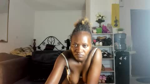 sexydoll471762 online show from 04-17-26, 02:36