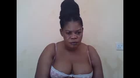 Snapshot of sexydove2 chatting on 02-18-25, 12:49 EMILY online show from 02-18-25, 12:49