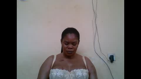 Snapshot of sexydove2 chatting on 12-03-25, 07:05 EMILY online show from 12-03-25, 07:05