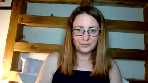 Emily online show from 06-08-26, 08:58