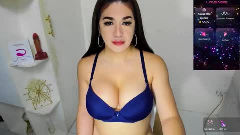Snapshot of sexyfatcock69 chatting on 09-11-25, 10:48 sexyfatcock69 online show from 09-11-25, 10:48