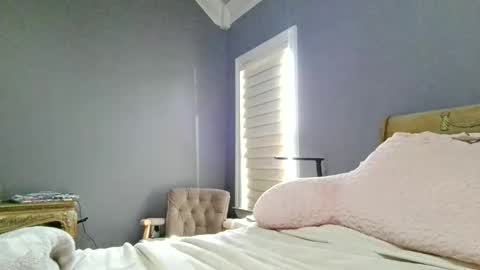 LisaisLuscious online show from 06-11-26, 01:42
