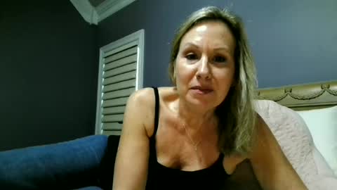 LisaisLuscious online show from 06-22-26, 02:25