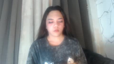 Snapshot of sexygoddess_tyra chatting on 10-13-25, 02:33 TYRA 3 online show from 10-13-25, 02:33