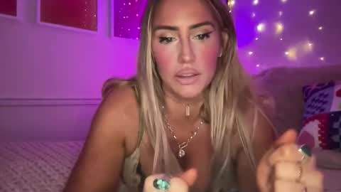 Ashley Love online show from 03-17-26, 06:50