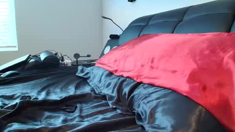 sexyhornyman1993 online show from 02-08-25, 04:25