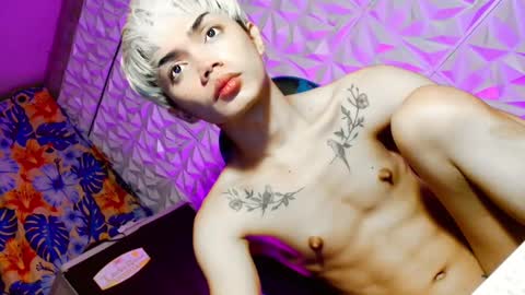 Snapshot of sexyhotbabe18 chatting on 02-22-25, 09:48 sexyhotbabe18 online show from 02-22-25, 09:48