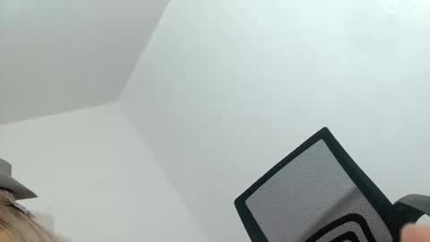 sexyhotbabe18 online show from 03-10-26, 08:47