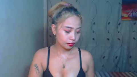 jeanken and jelian online show from 10-31-25, 05:30