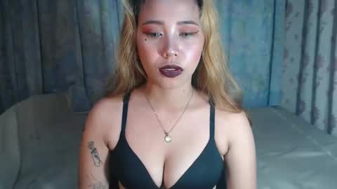 jeanken and jelian online show from 12-21-25, 02:30