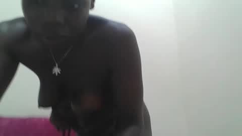 Snapshot of sexyhotgal4 chatting on 11-10-25, 01:21 MARGARET online show from 11-10-25, 01:21