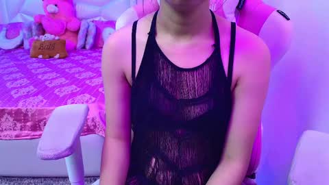 Snapshot of sexyislive chatting on 03-04-25, 05:00 sexyislive online show from 03-04-25, 05:00