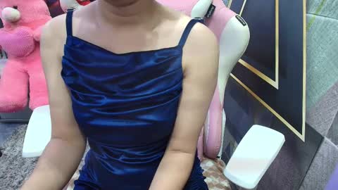 sexyislive online show from 12-17-25, 01:55